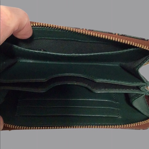 New‎ Fossil Wallet with Leather Interior, Textured, Boho, Green & Brown - Picture 9 of 10